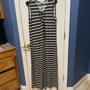EXIST Brown /white Striped Casual Beachy Maxi Tank Dress Tie V-neck Size Large.